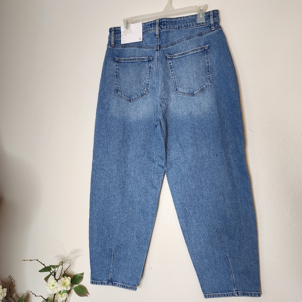 NEW LOFT Destructed Fresh Cut High Rise Barrel Jeans Med Blue Wash Women Spring - Picture 5 of 16